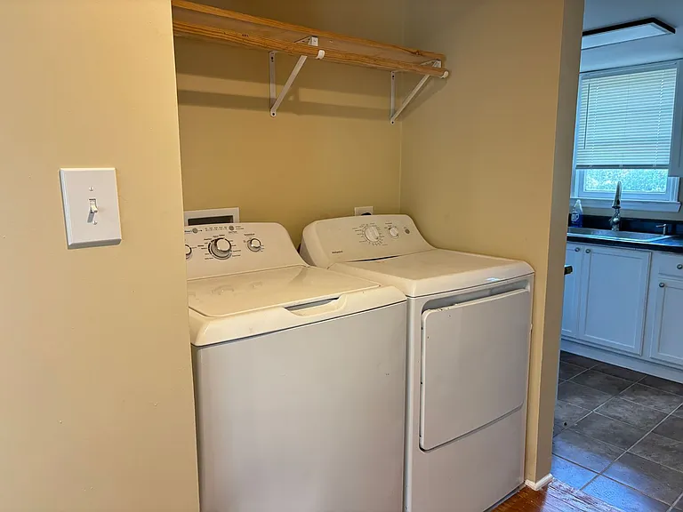 107 Sasportas Ln — Photo 10