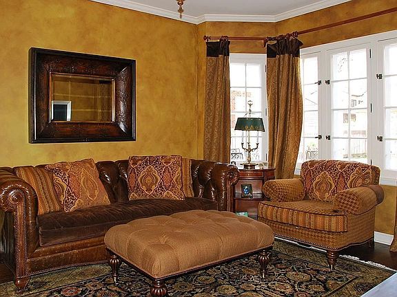 Nice Main Floor Family Room off the Kitchen