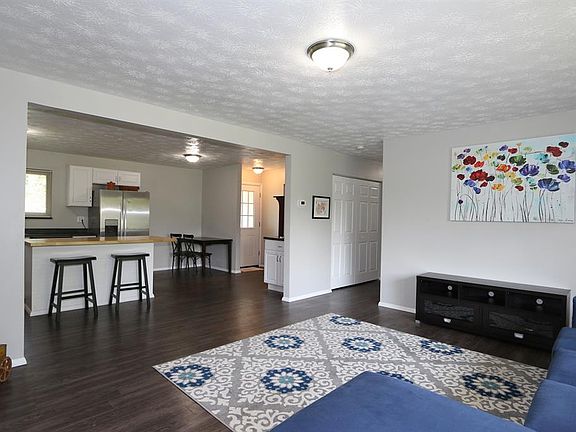 3rd image of 1163 Brookside Dr