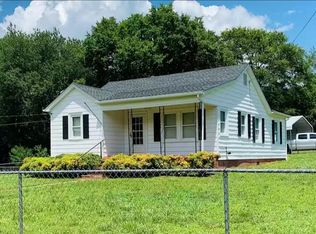 802 8th St, Gaffney, SC 29340