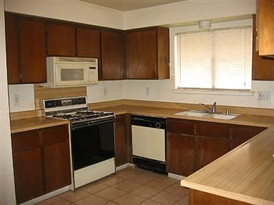 1st image of 3467 Scotland Dr