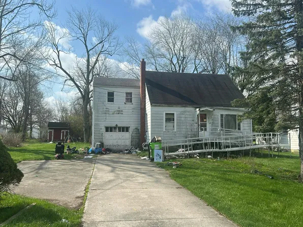 1633 Reed Rd, Lima, OH 45804