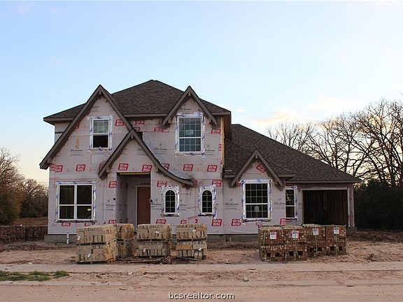 3rd image of 4802 Crooked Br