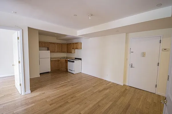 Rented by Level Group | media 13