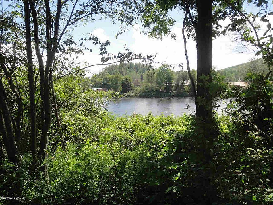 2nd image of Old River Rd