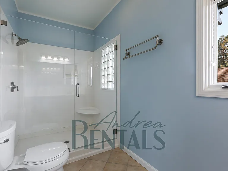 485 Boulevard Way — Photo 29