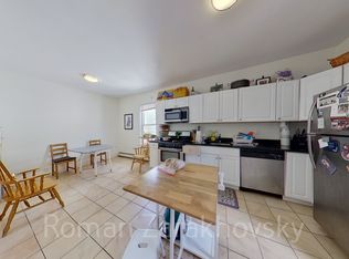 231 Charles St #8, Cambridge, MA 02141