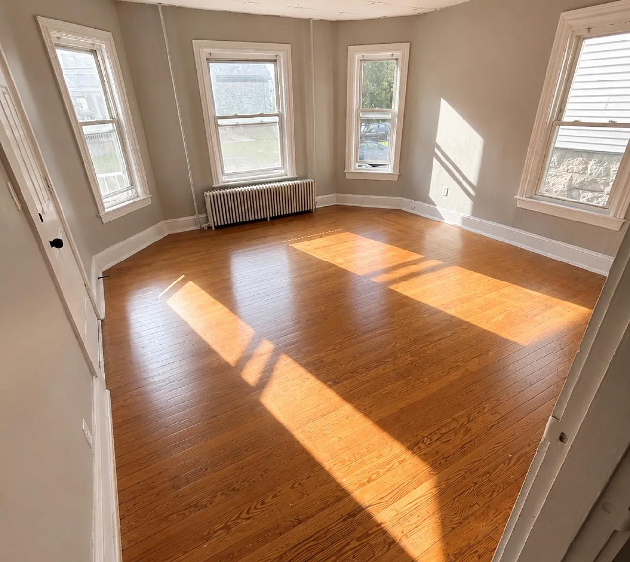 158 Forest St — Photo 3