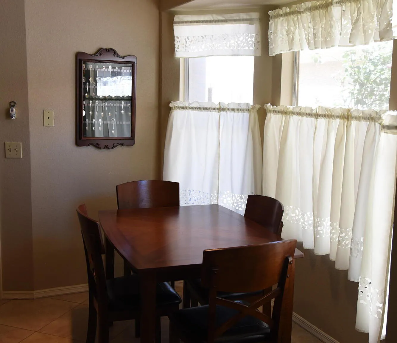 2 bed, 2.0 bath, 1427 sqft, $2,200 — Photo 3
