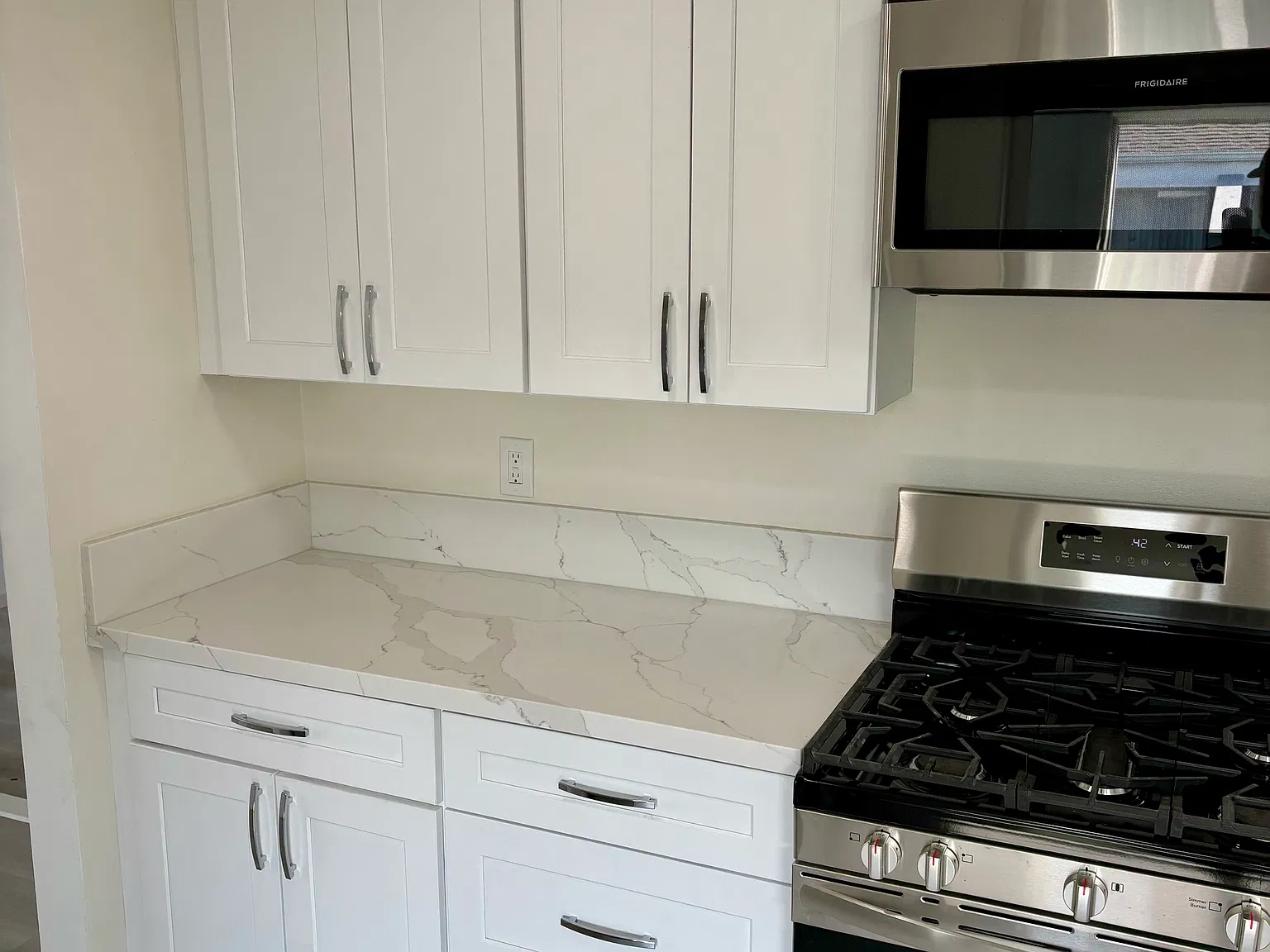 1 bed, 662 sqft, $2,850 — Photo 2
