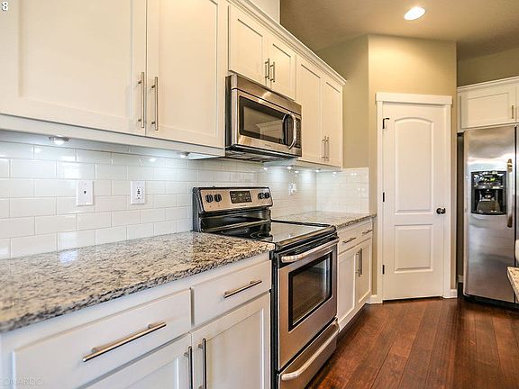 5th image of 2645 Ne 131st Ave