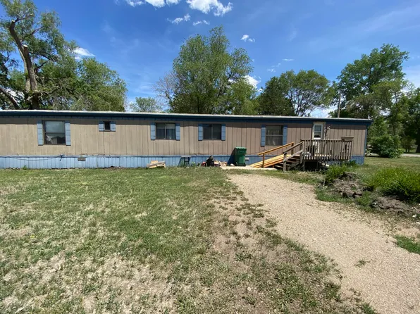 502 N 5th Ave, Woonsocket, SD 57385