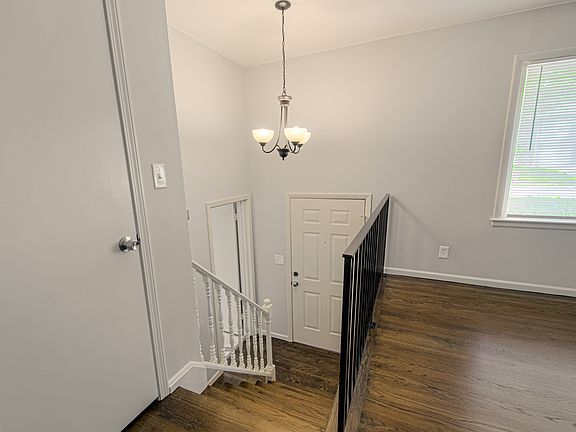 5th image of 9411 Fairwood Dr