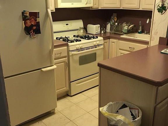 4th image of 100 Colfax Ave APT 1A