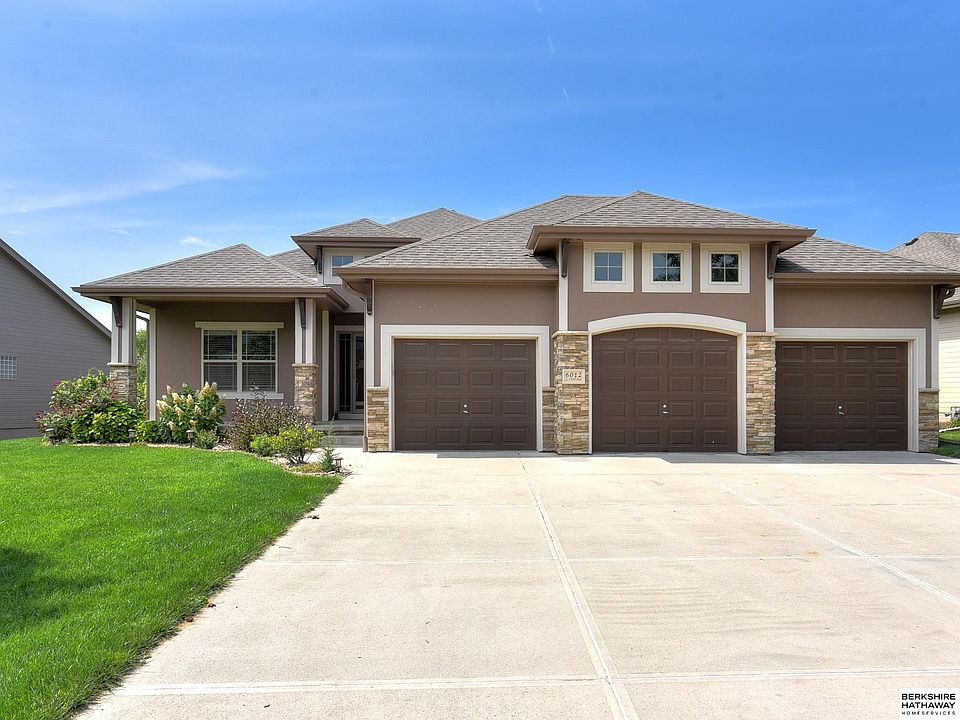 1st image of 6012 S 193rd Ave
