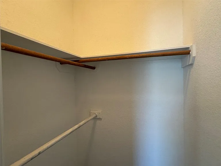 19543 Clevera Walk Ln — Photo 25
