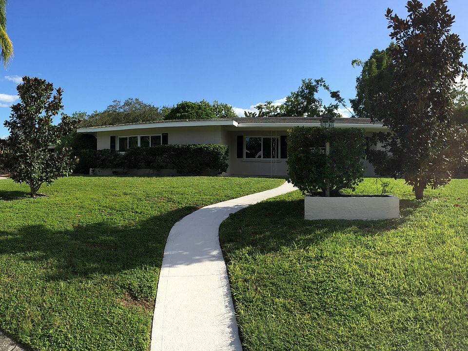 1st image of 2516 Valencia Dr