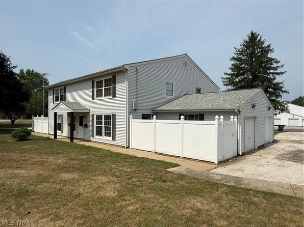 3090 Princeton Dr, Madison, OH 44057