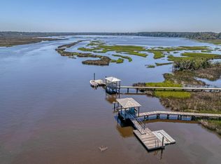 4227 Ten Shillings Way, Ravenel, SC 29470