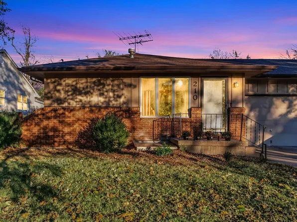 210 S Lincoln St, Hillsboro, KS 67063