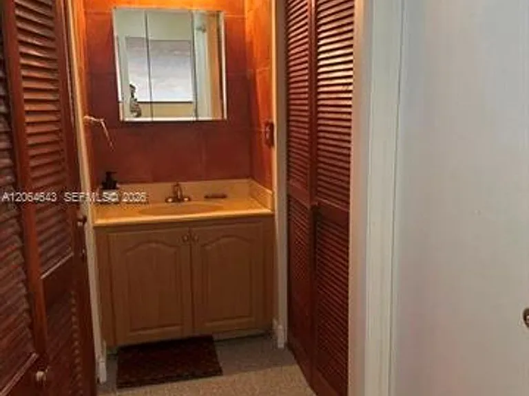 8999 SW 133rd Ct #Townhouse B — Photo 10