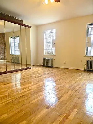 Rented by Keller Williams NYC | media 33