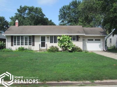 807 8th Ave NE, Belmond, IA, 50421