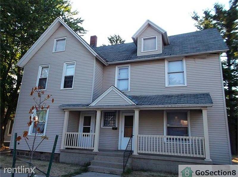 1st image of 1226 Broadway Ave NW
