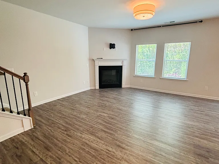 144 Madison Bnd — Photo 19