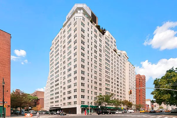 Sold by Corcoran | media 7