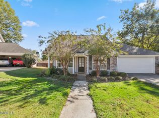 136 Basswood Cir, Brandon, MS 39047