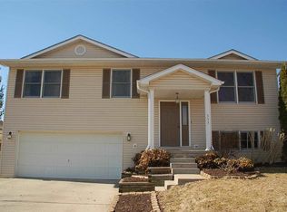 353 W Custer Sq, Ellettsville, IN