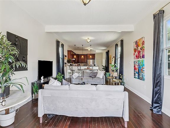 3rd image of 4017 N Claiborne Ave