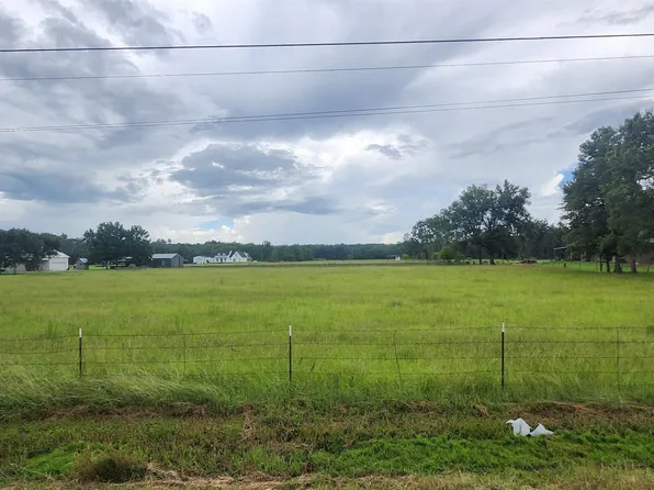 Butch Gore Rd, Saint Amant, LA 70774