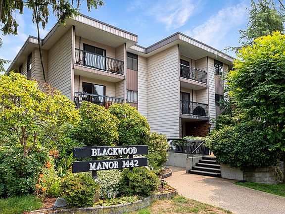 3rd image of 1442 Blackwood St Unit 306