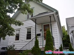 1931 N Bartlett Ave, Milwaukee, WI 53202