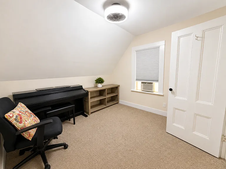 7 Stanford St #2 — Photo 12