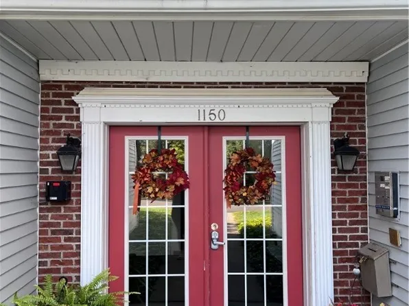 1150 The Park APT D, Cortland, NY 13045