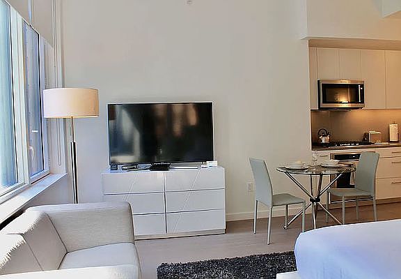 2nd image of 42 W 33rd St APT 11F