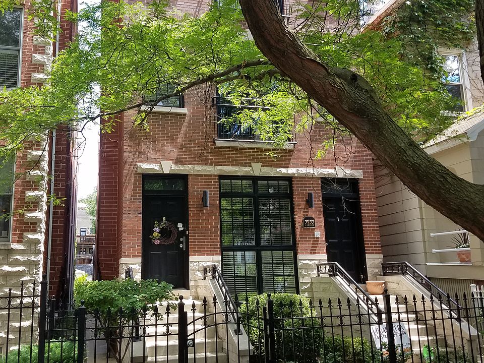 1st image of 3933 N Greenview Ave #1