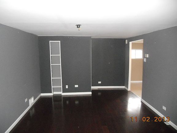 3rd image of 26769 N Morey St