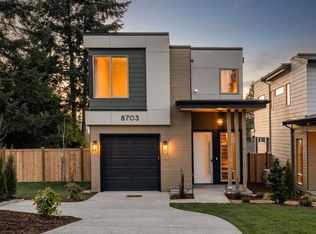 8703 126th Ave NE, Kirkland, WA 98033