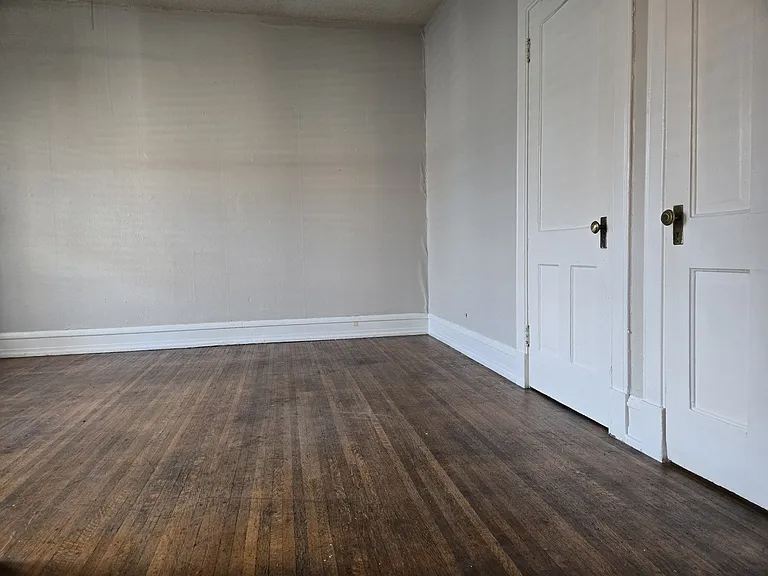 1358 N Ogden St #4 — Photo 5