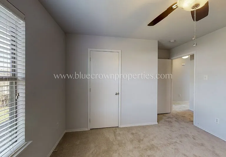 3208 Grant St — Photo 36