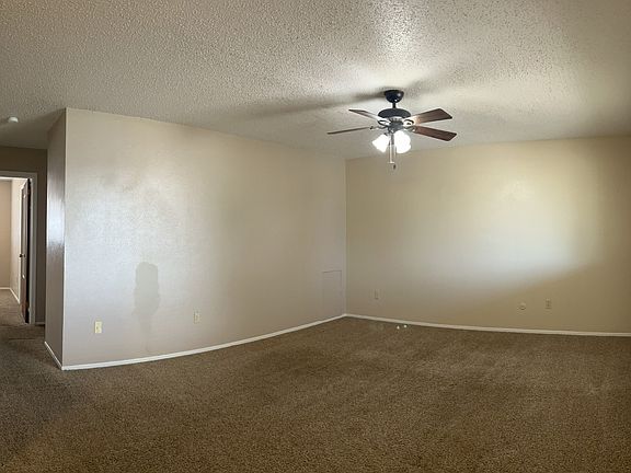3rd image of 124 Columbia Ln #11413473