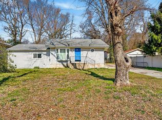 153 Bascom Dr, Saint Louis, MO