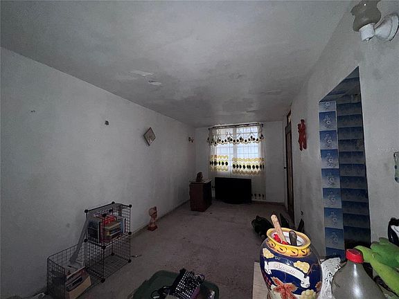 4th image of 1006 Rodrigo De Triana