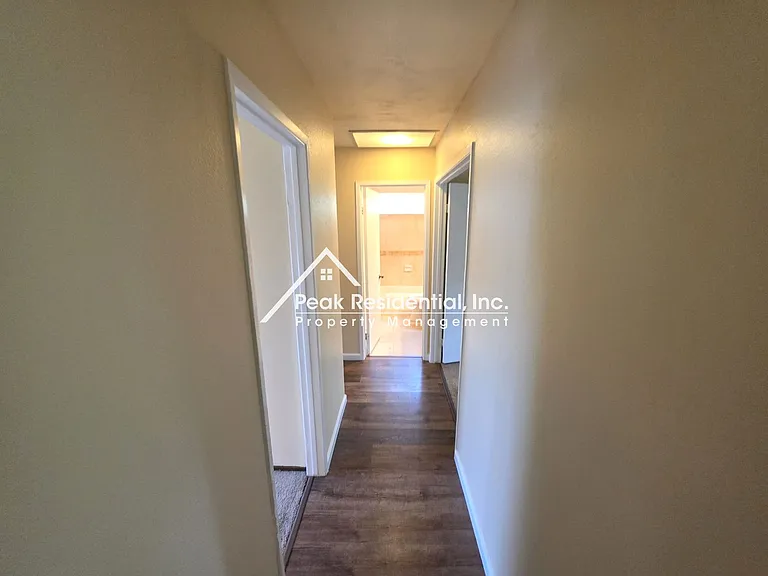 6249 Sunmist Way — Photo 15