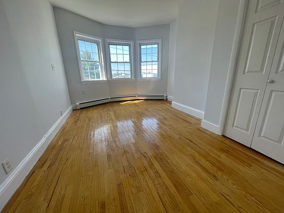2nd image of 1410 9th St #2