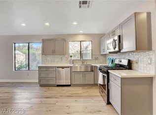 1400 Old Cobble Dr, North Las Vegas, NV 89081